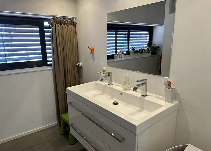 Semesterbostad Maison Architecte Ancienne Torrefaction De Cafe Bordeaux