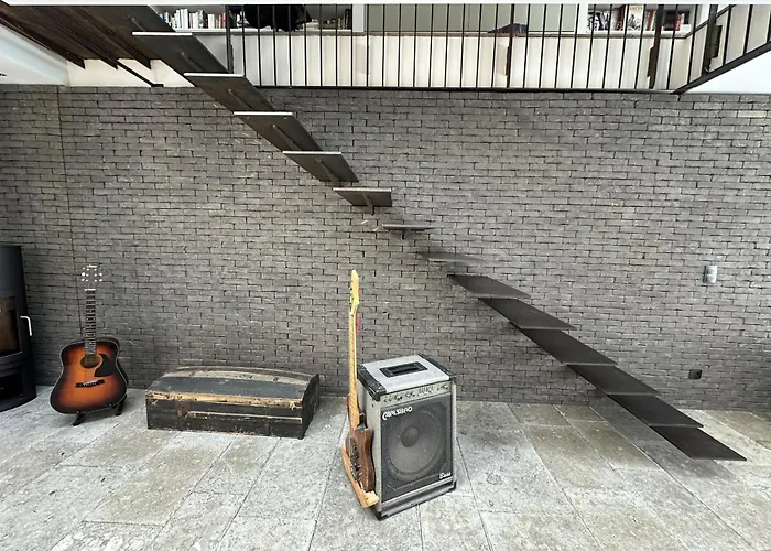 Maison Architecte Ancienne Torrefaction De Cafe Nyaraló Bordeaux